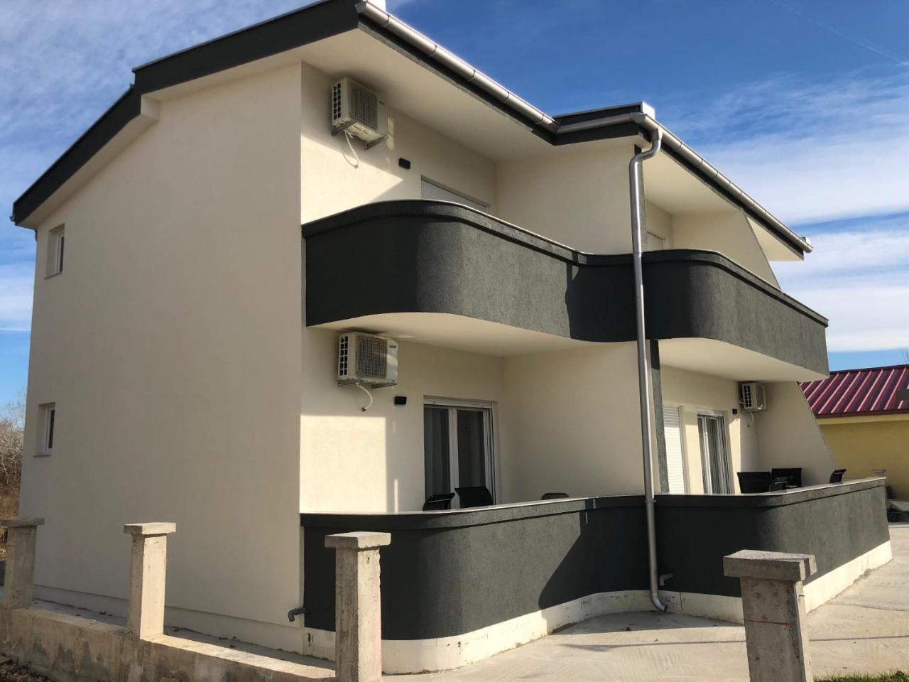 Lanika Apartments Улцинь Экстерьер фото