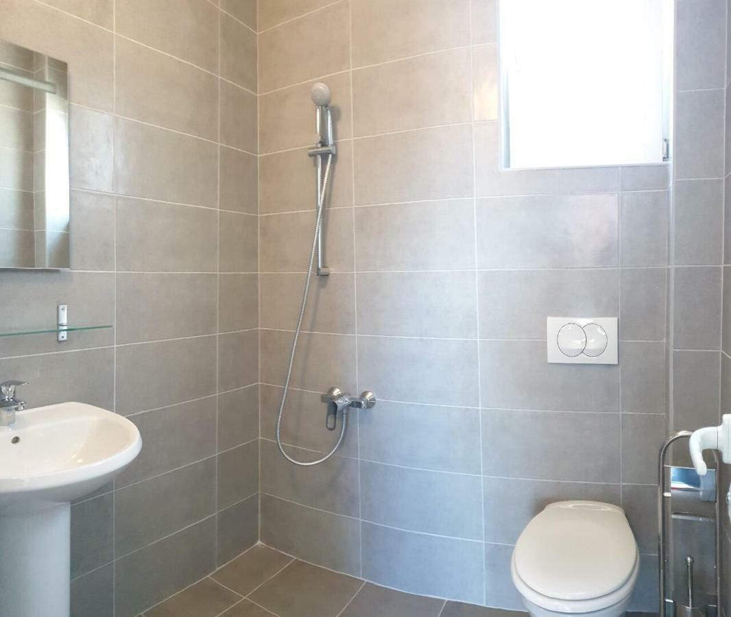 Lanika Apartments Улцинь Экстерьер фото